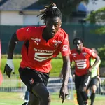 Stade Rennais – Mercato : un club étranger met la pression pour Camavinga