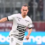 Stade Rennais Mercato : une piste volcanique pour Theate