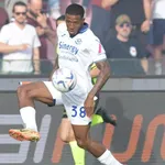 Stade Rennais Mercato : une recrue en route pour Rennes, l’OM s’étrangle !