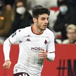 Stade Rennais, OGC Nice – Mercato : à  la lutte pour un ancien défenseur du RC Lens