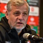 Stade Rennais &ndash; OL : Genesio répond à  Laurent Blanc et ne veut pas faire de Lyon un match particulier
