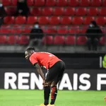 Stade Rennais &ndash; SCO Angers (1-2) : Camavinga et d’autres pointés du doigt, Ménès monte au front