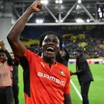 Stade Rennais : son départ de Strasbourg, l’idole Dembélé… La dernière pépite de Genesio se livre