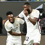 Trois retours au Real Madrid pour la finale, le FC Barcelone resserre sa liste de successeurs à  Xavi