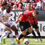 Troyes relégué, Brest fait un pas vers le maintien