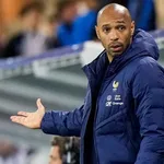 Un ex de l'OL nouveau capitaine des Bleuets, Thuram clarifie son Mercato, Mikautadze de retour en L1 ?