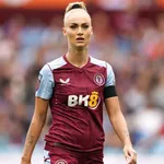 Un rappeur allemand se lâche sur Alisha Lehmann