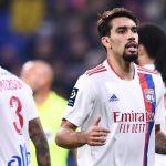 Une signature à  Strasbourg, le départ de Juninho crée des remous à  l'OL, un départ se profile à  Nice