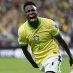 Vinicius fait son show, le PSG fait une offre dingue pour Yamal (FC Barcelone) !