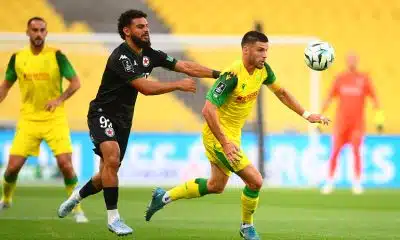 L’ASSE frappe fort d’entrée, le FC Nantes rate son retour en Ligue 2