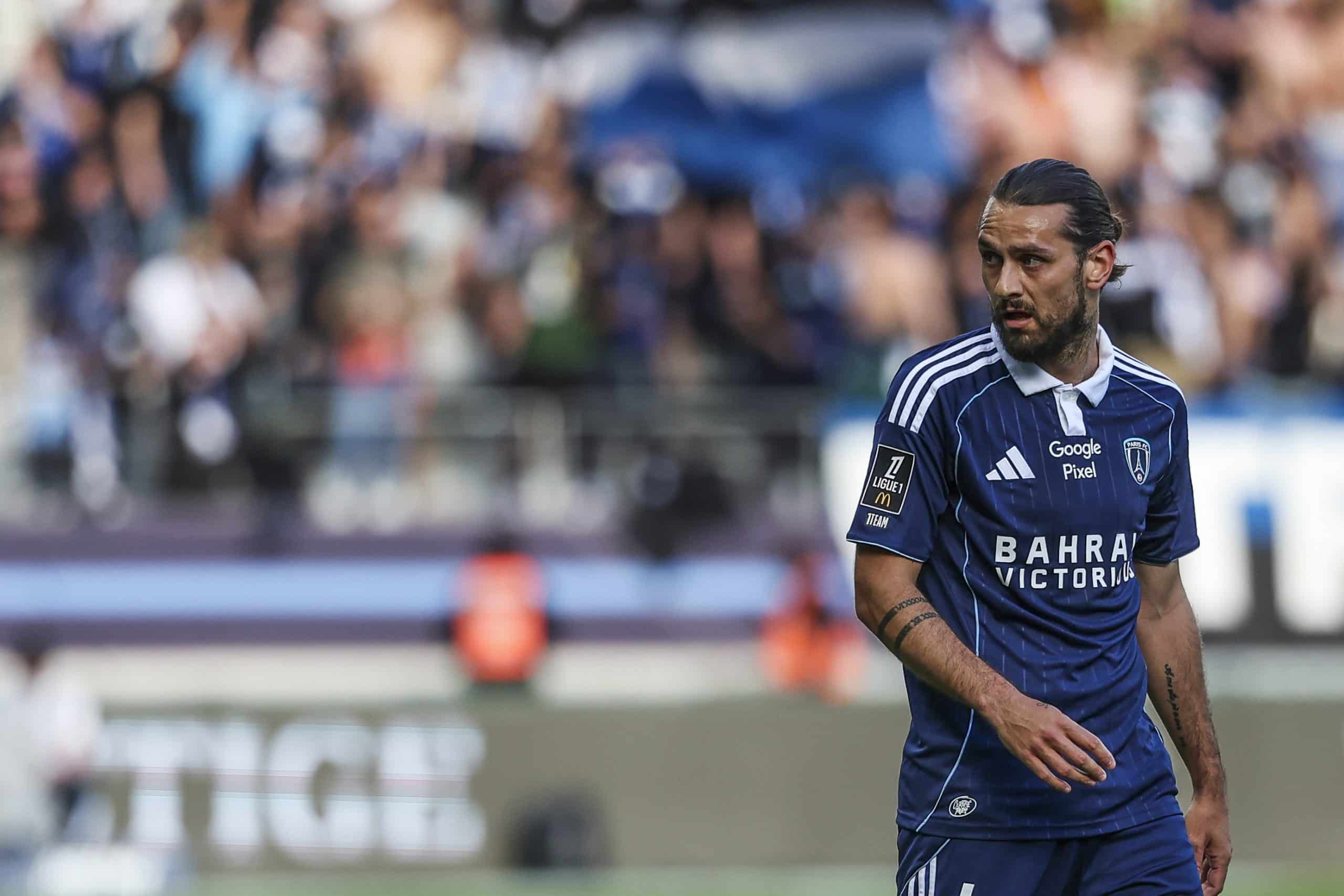 Vincent Marchetti sous le maillot du Paris FC