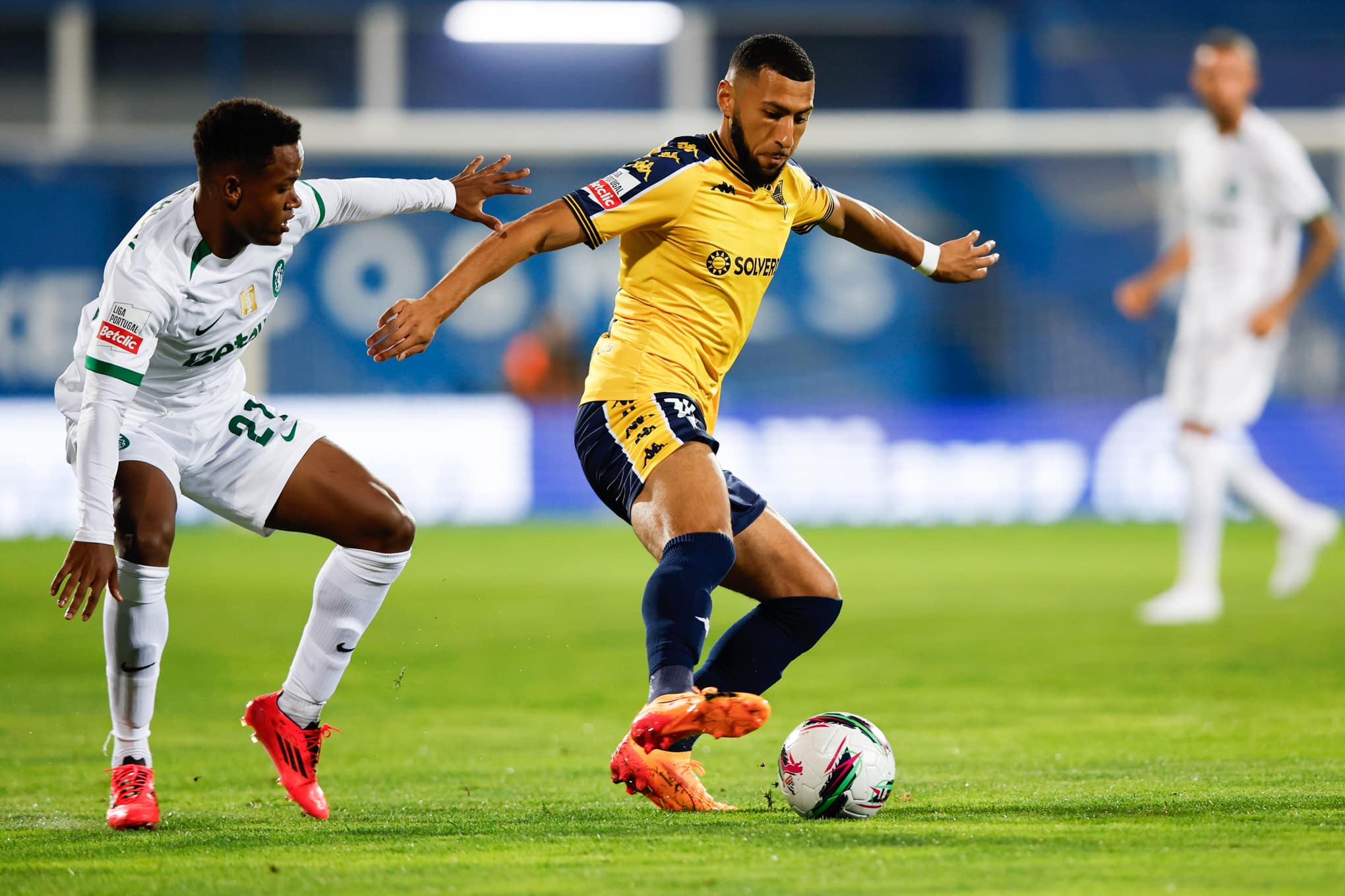 Yanis Begraoui (Estoril)