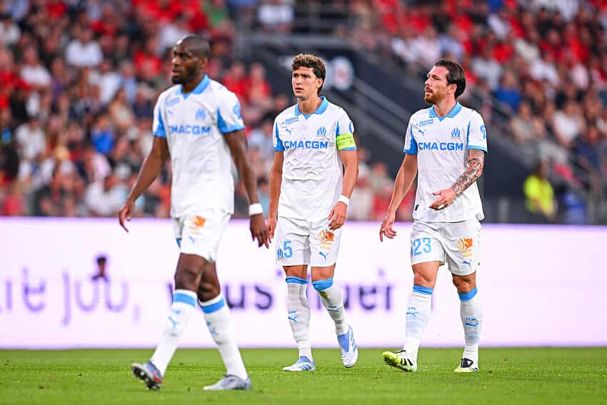 Leonardo Balerdi et Pierre-Emile Højbjerg sous le maillot de l'OM