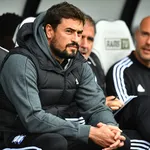 Italie (Serie C) : un entraîneur à deux doigts de frapper son joueur ! (vidéo)
