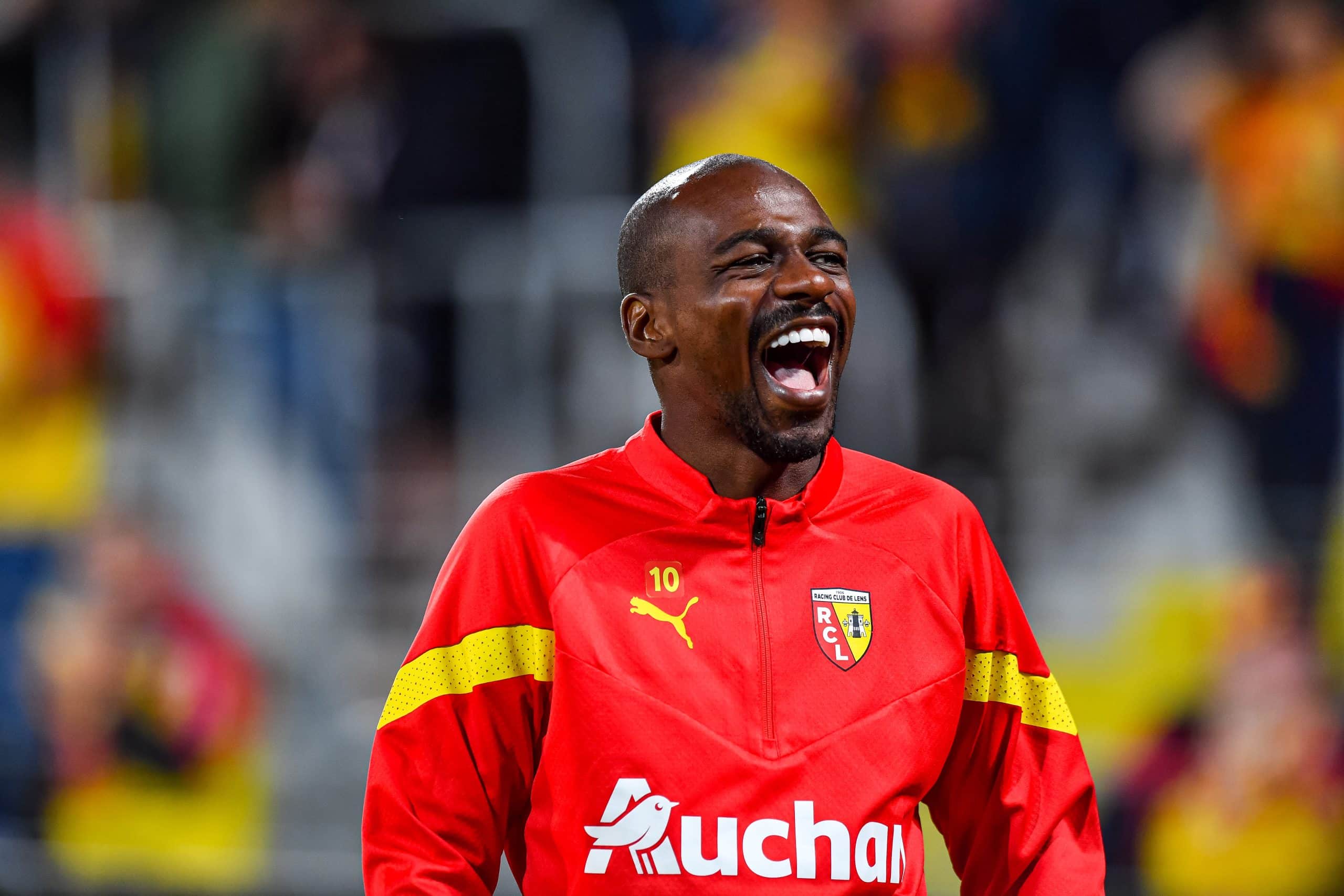 Gaël Kakuta rigolant à son époque lensoise.