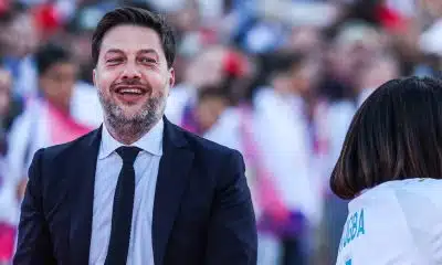 OM – AS Monaco : Benoît Payan, le maire de Marseille, a fêté la victoire avec les Ultras ! (vidéo)