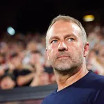 FC Barcelone : Flick donne deux bonnes nouvelles et épargne Xavi