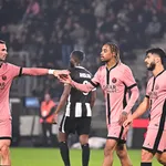 PSG : Luis Enrique s&rsquo;enflamme pour un surprenant joueur après Angers