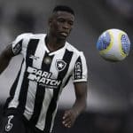 FC Barcelone Mercato : un attaquant brésilien ciblé, une aubaine pour l’OL