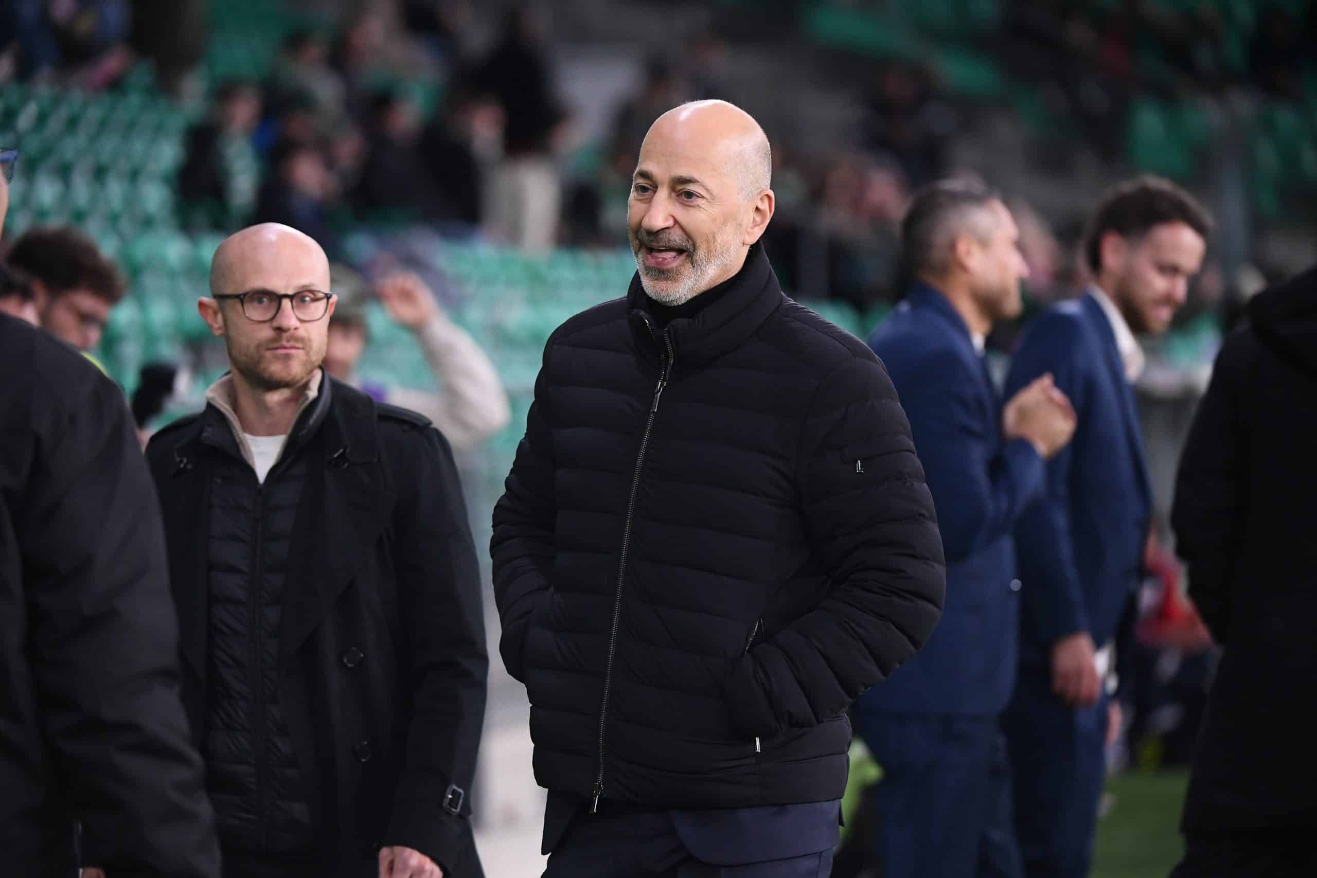 Le président de l'ASSE, Ivan Gazidis, avant un match dans le Chaudron.