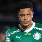 FC Barcelone : Vitor Roque crée de grosses tensions au Brésil, il risque une suspension XXL !