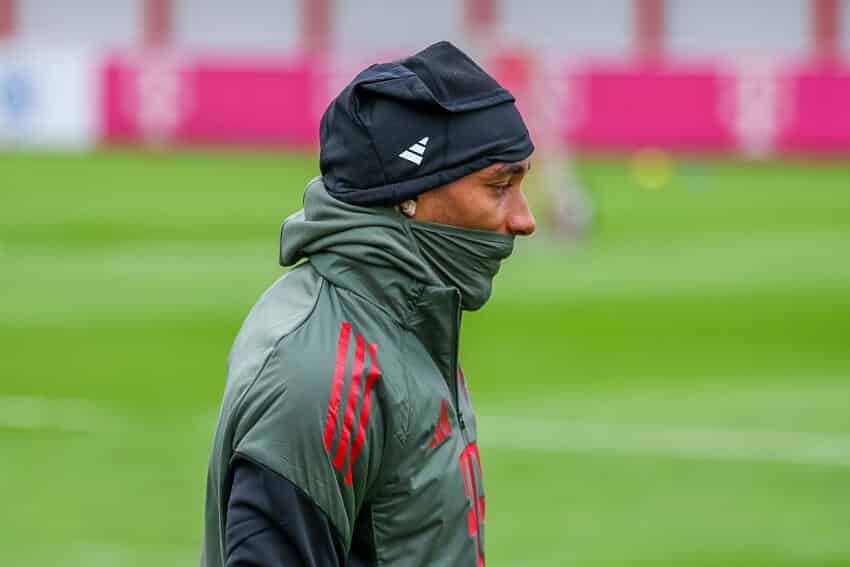 Sacha Boey (Bayern Munich)