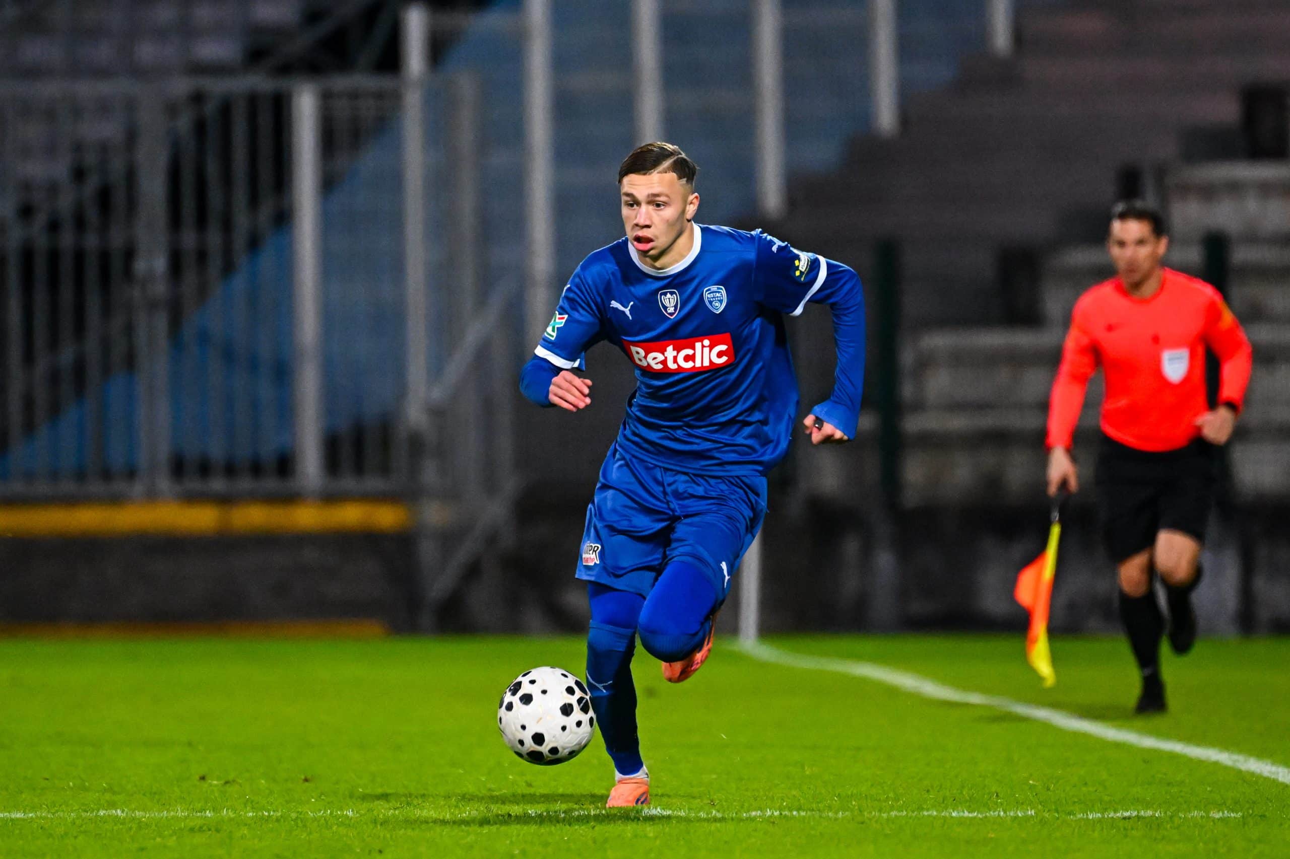 Mathys Detourbet lors d'un match de Coupe de France avec Troyes.