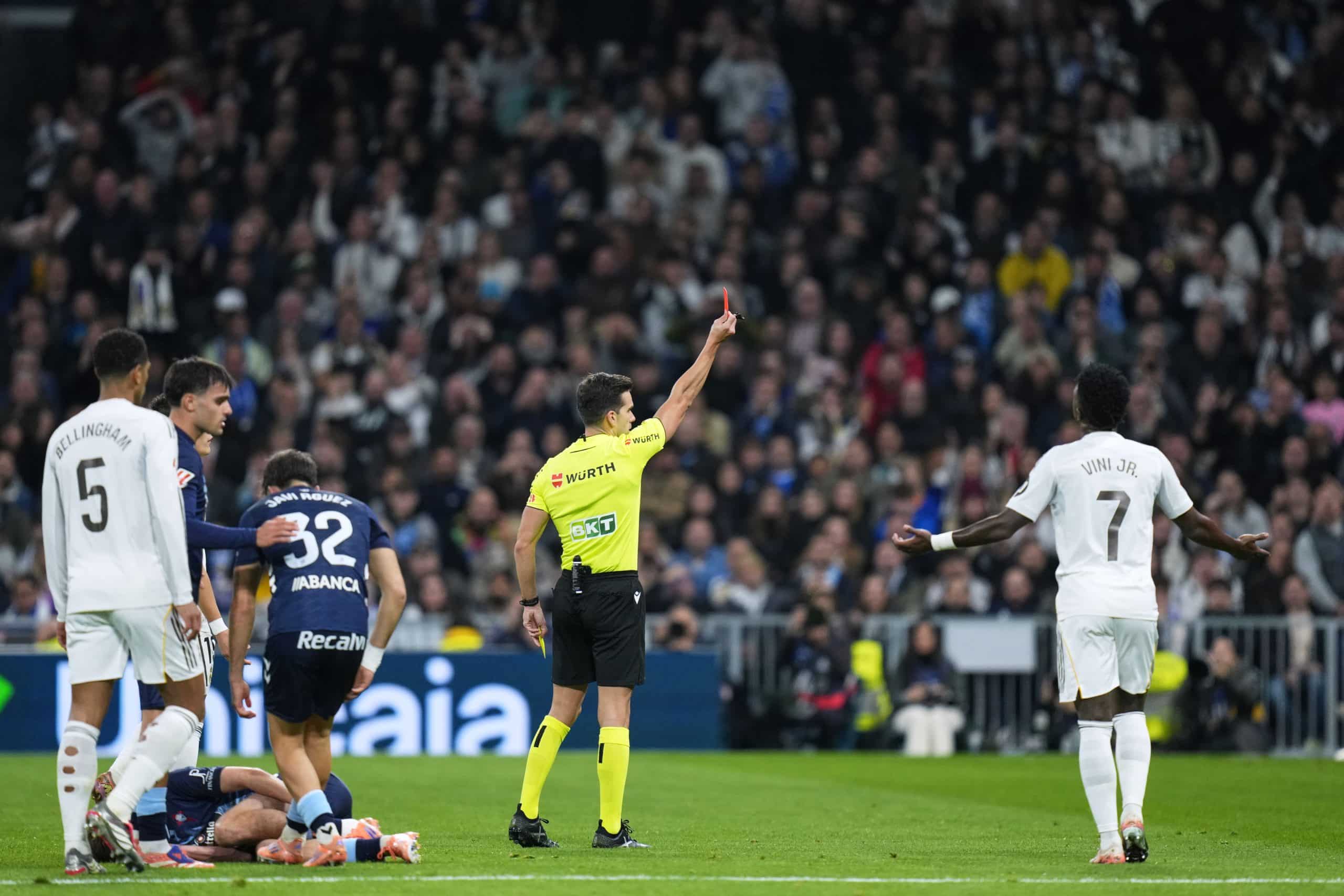 L'expulsion de Fran Garcia lors du match entre le Real Madrid et le Celta Vigo dimanche.