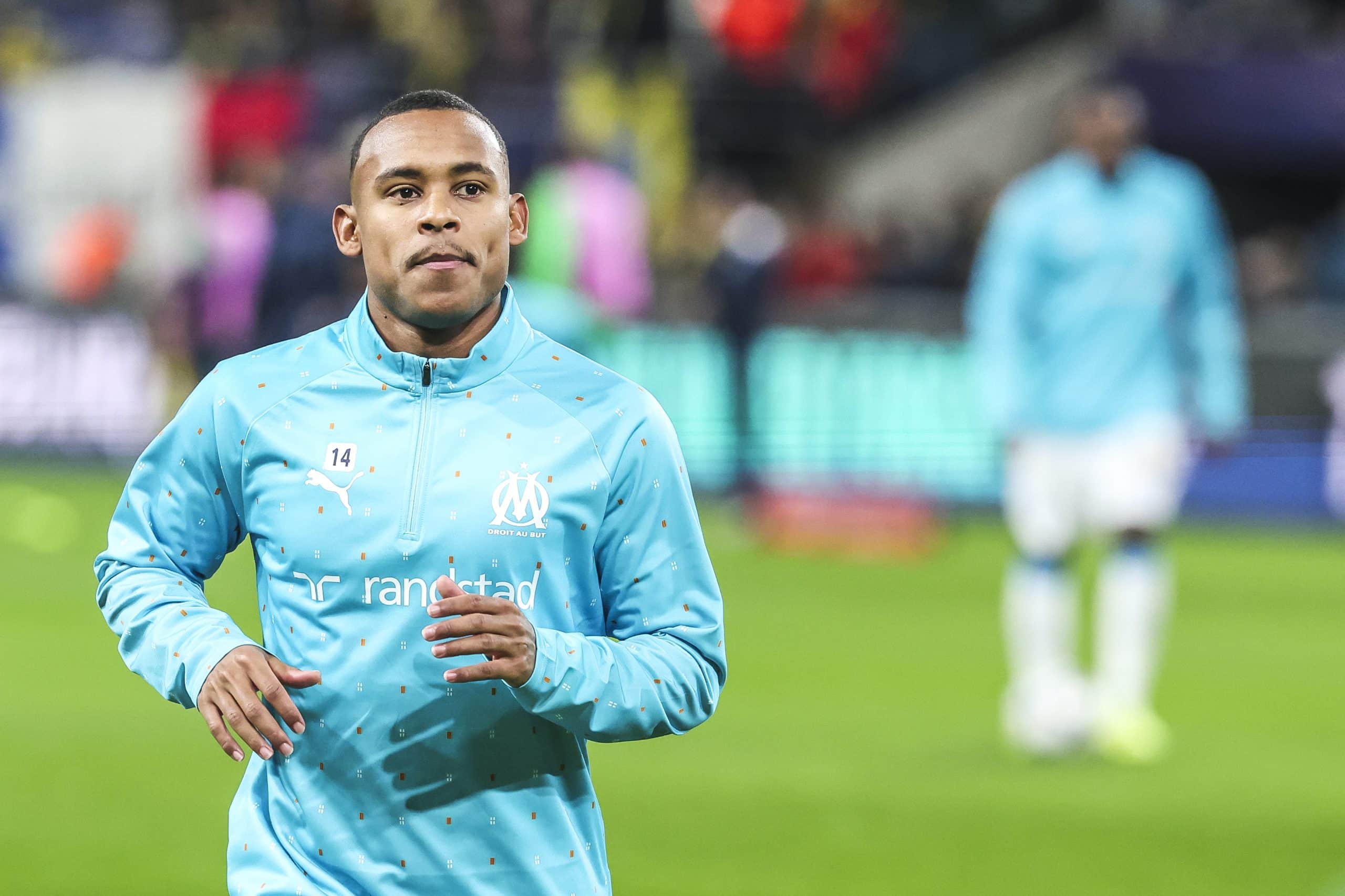Igor Paixao lors de l'échauffement avant le match de l'OM contre l'Union Saint-Gilloise.
