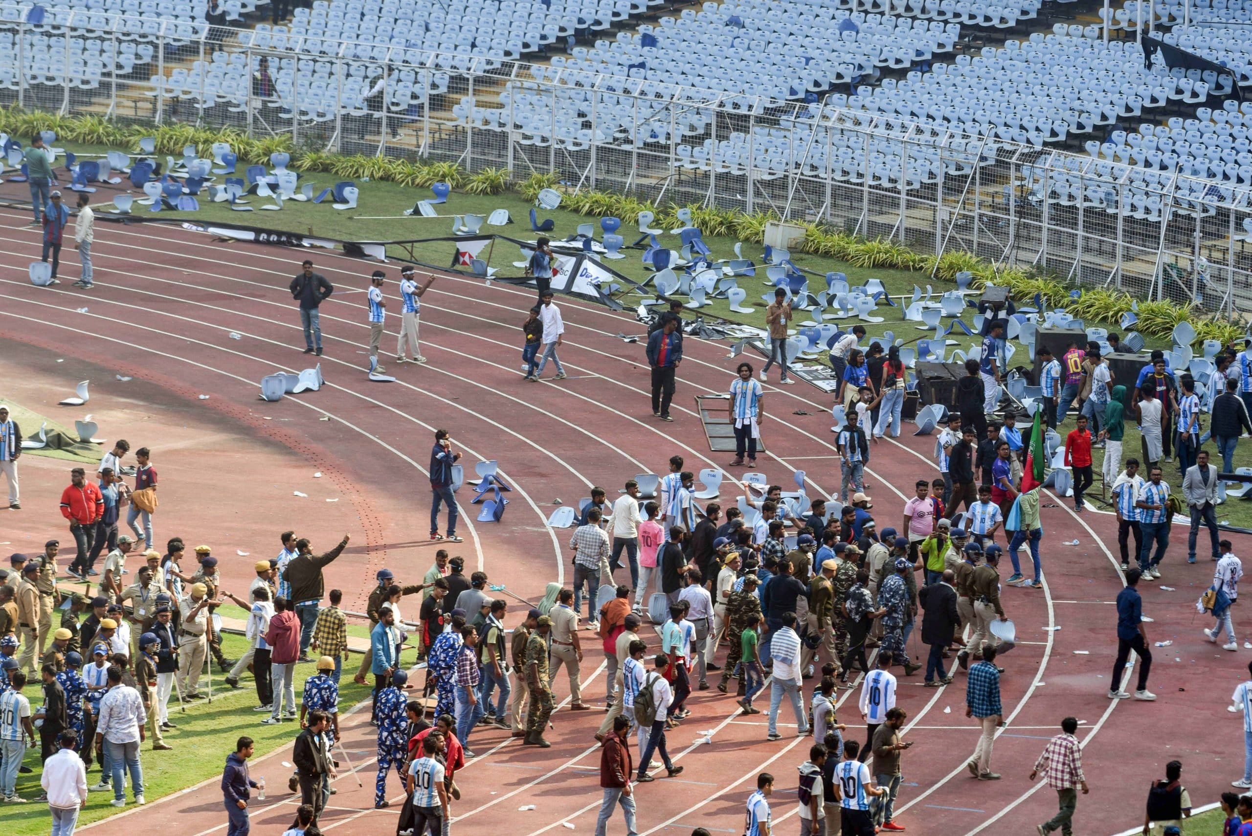 Les graves incidents survenus à Calcutta lors de la venue de Lionel Messi.