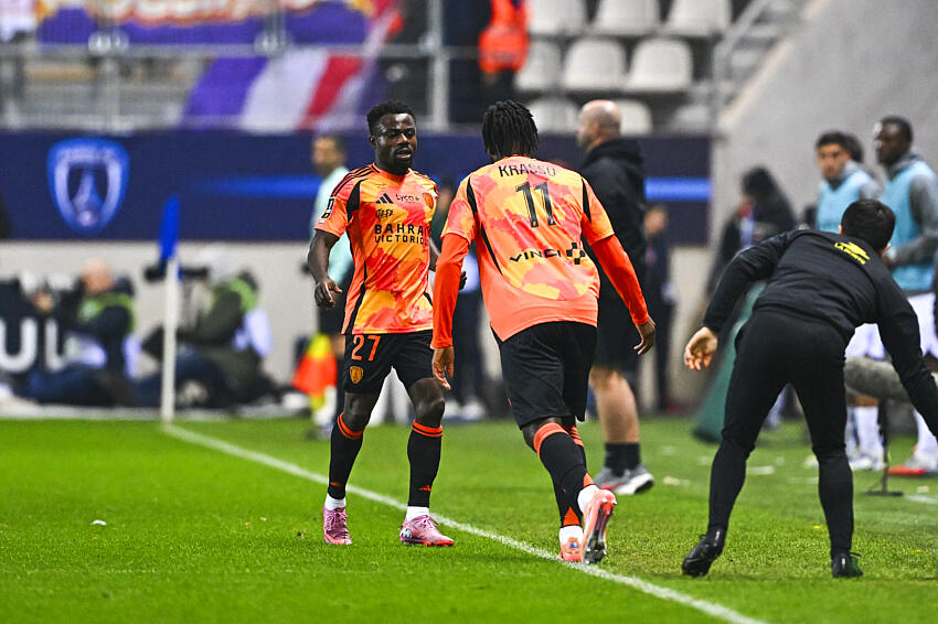 Moses Simon (Paris FC)