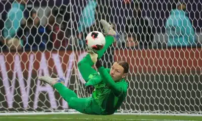 PSG : Luis Enrique explique comment Safonov s&rsquo;est blessé et fait de lui un Super Héros !