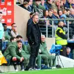 Revue de presse espagnole : Flick réclame une recrue d’urgence au Barça, Vinicius doute d’un avenir au Real