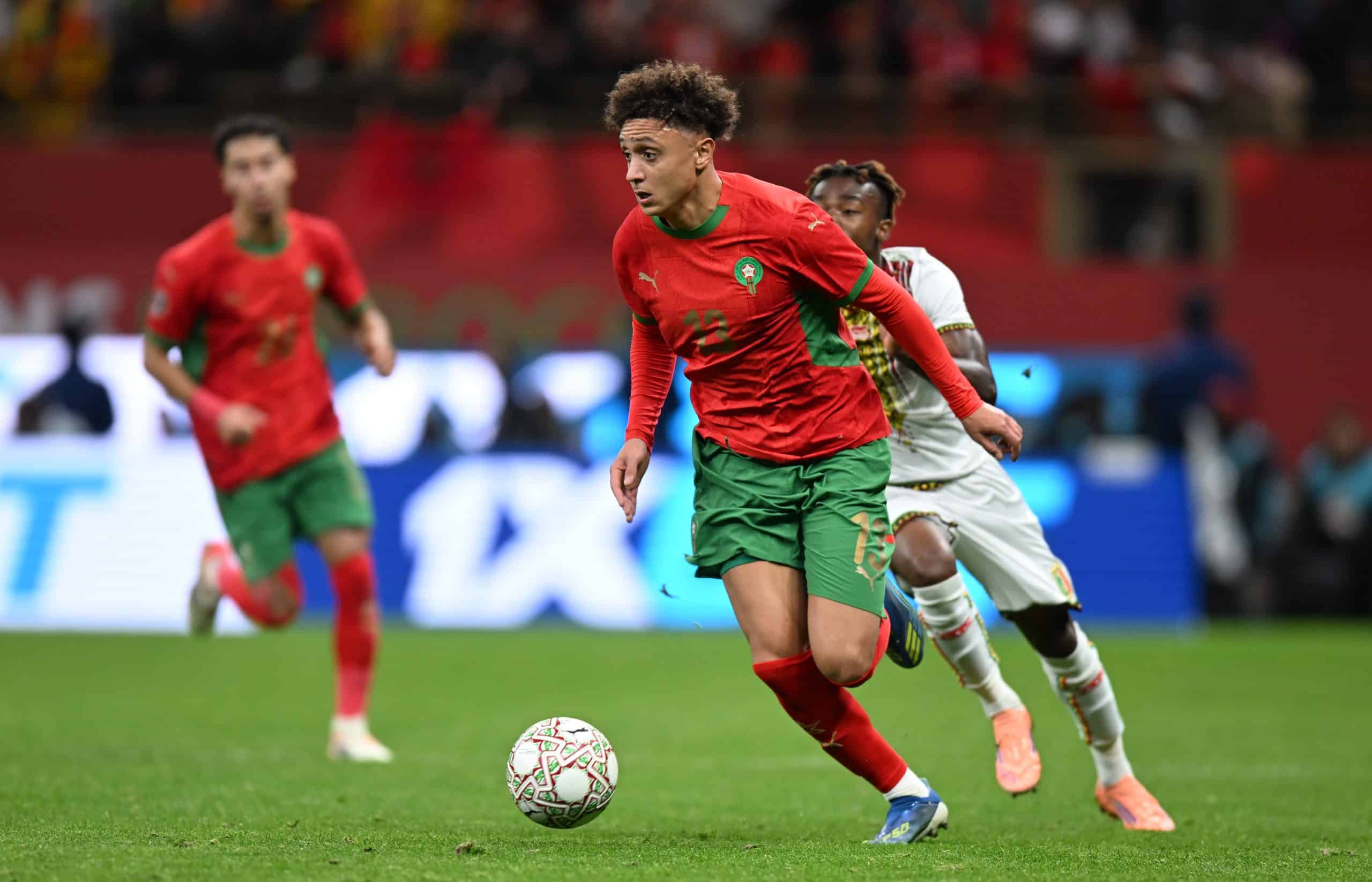 Eliesse Ben Seghir en action avec le Maroc lors de la Coupe d'Afrique des Nations.