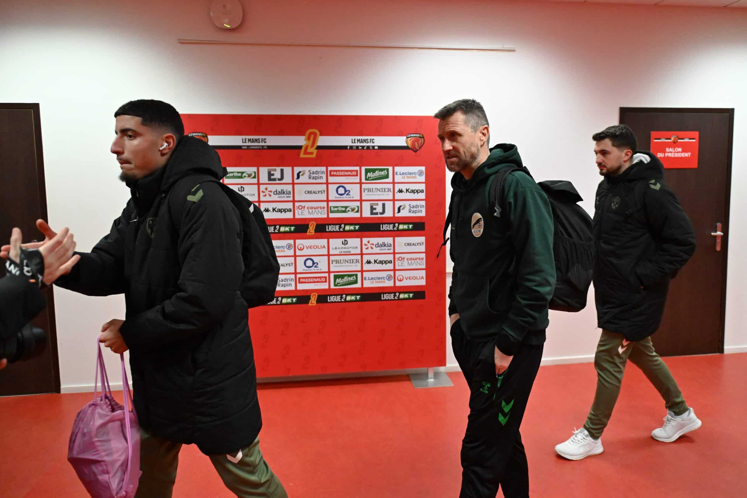 L'entraîneur de l'ASSE, Eirik Horneland, à son arrivée au Mans.