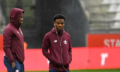 LOSC : Angel Gomes victime d&rsquo;un énorme choc, le match arrêté une demi-heure !