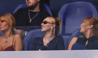 Real Madrid : madame Mbappé, Ester Exposito fait un doigt d’honneur à Barcelone ! 