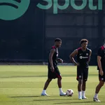 Stade Rennais Mercato : Massara a craqué, une offre de 10 M€ est partie au FC Barcelone !