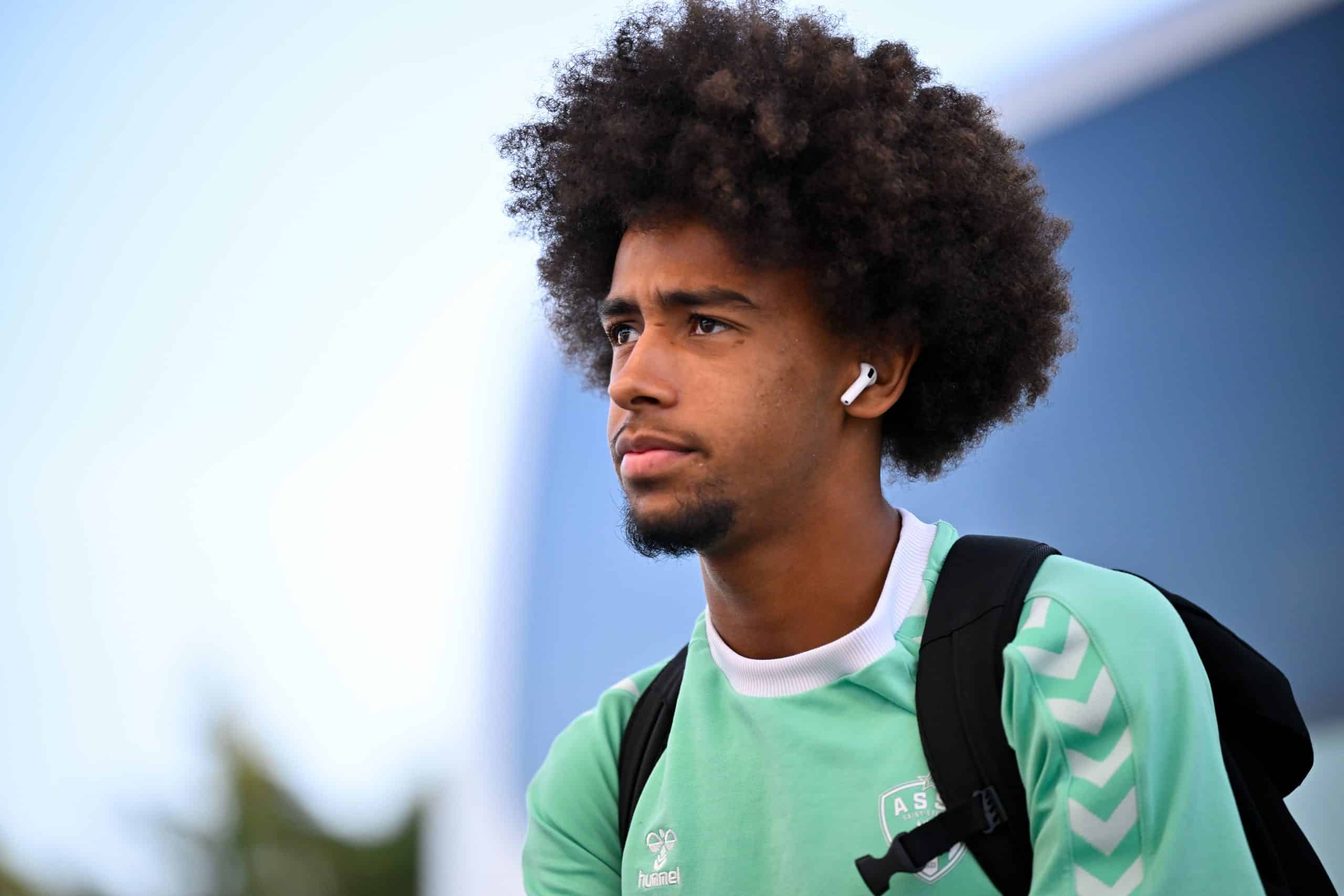 ASSE : le départ d’un jeune milieu prometteur est officialisé