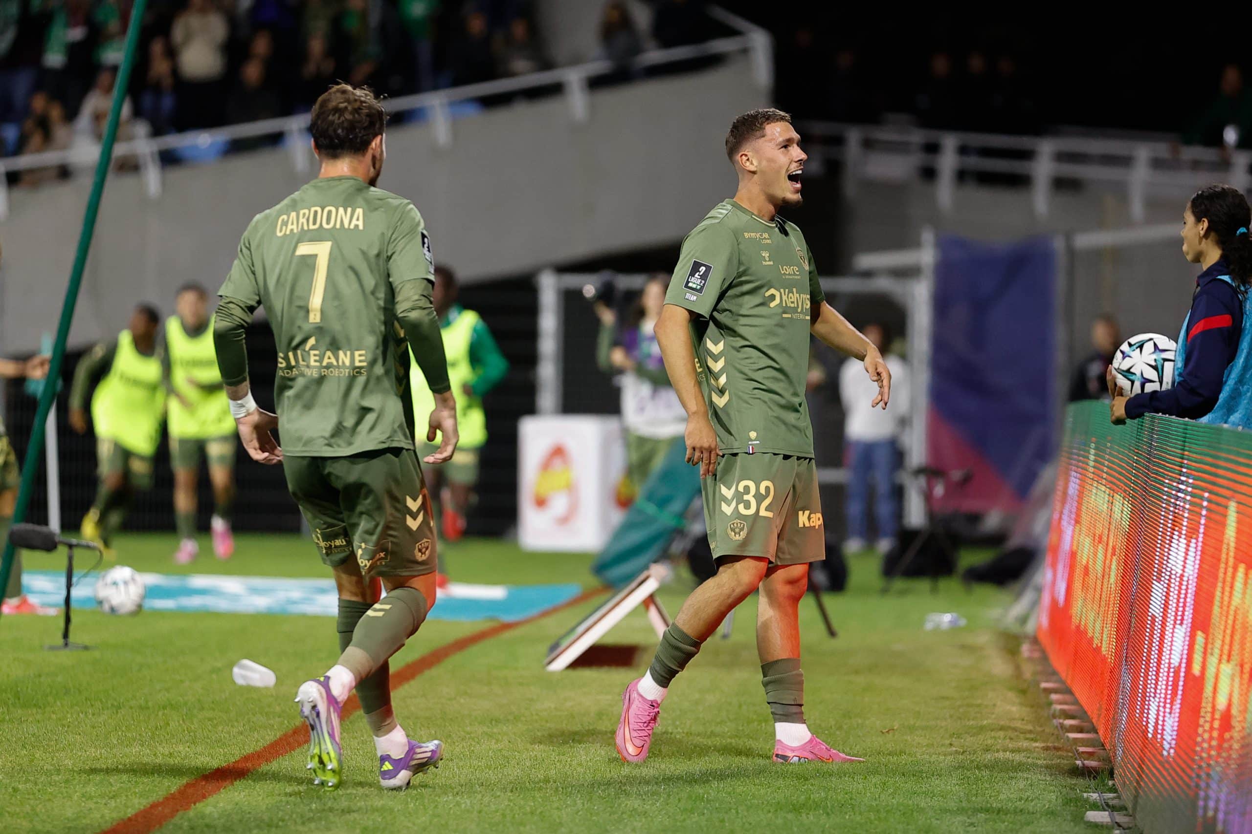 Irvin Cardona et Lucas Stassin