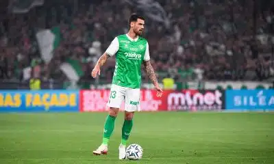 ASSE : Ferreira expulsé, blessé et moqué !