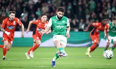 ASSE – Laval (2-1) : des Verts séduisants grimpent à la 2e place