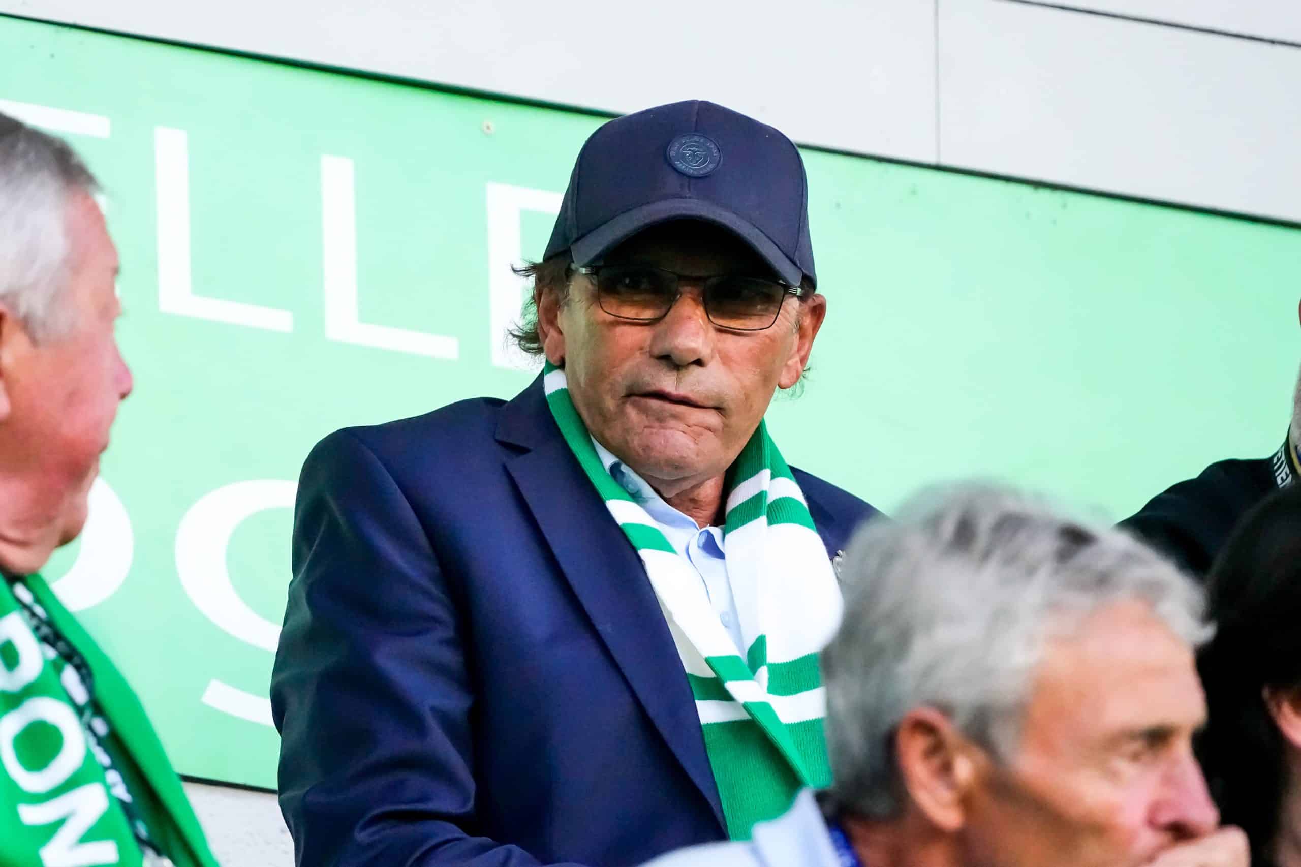 Roland Romeyer dans les tribunes du Chaudron à l'époque où il était président de l'ASSE.