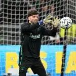 ASSE Mercato : Larsonneur inquiète, une piste déjà compromise ?