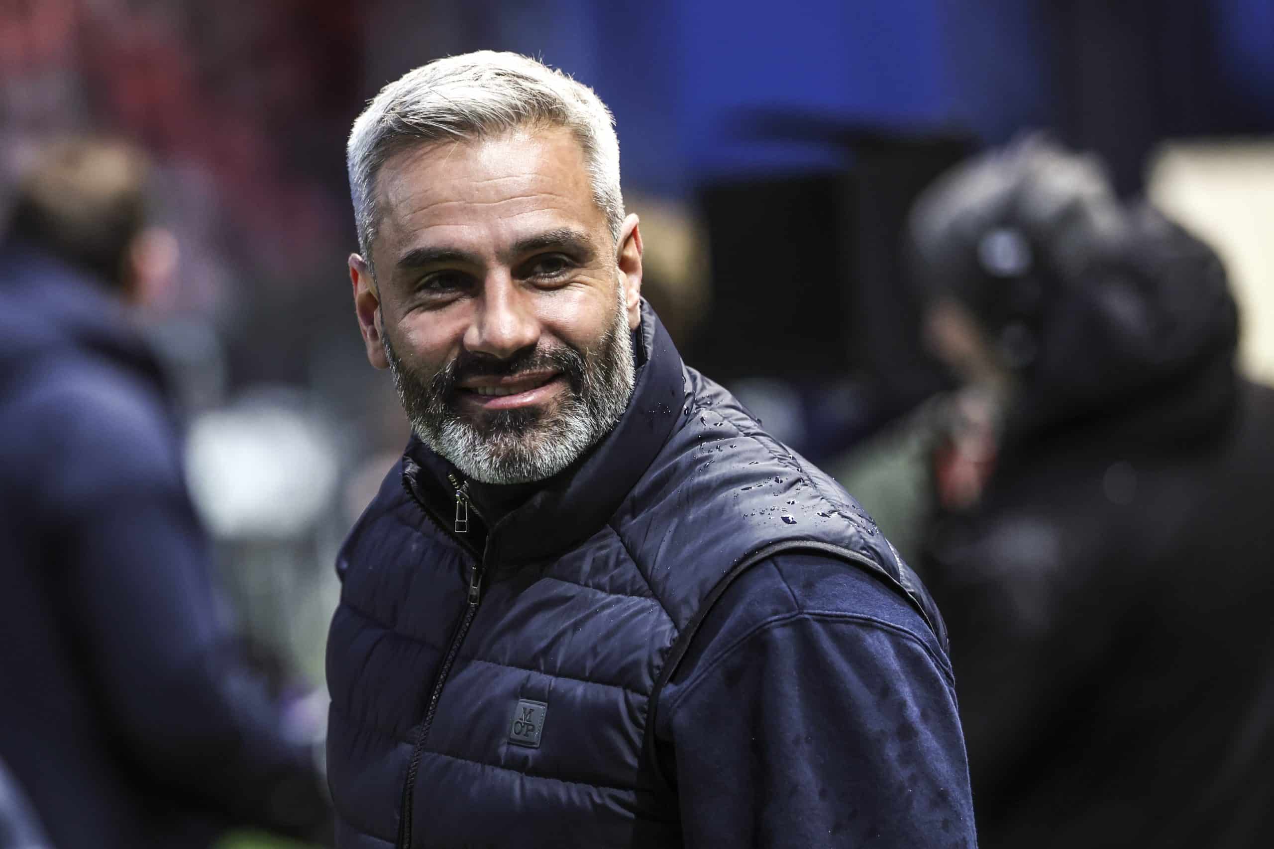 Le directeur sportif de l'ASSE, Loïc Perrin, avant le match à Guingamp.