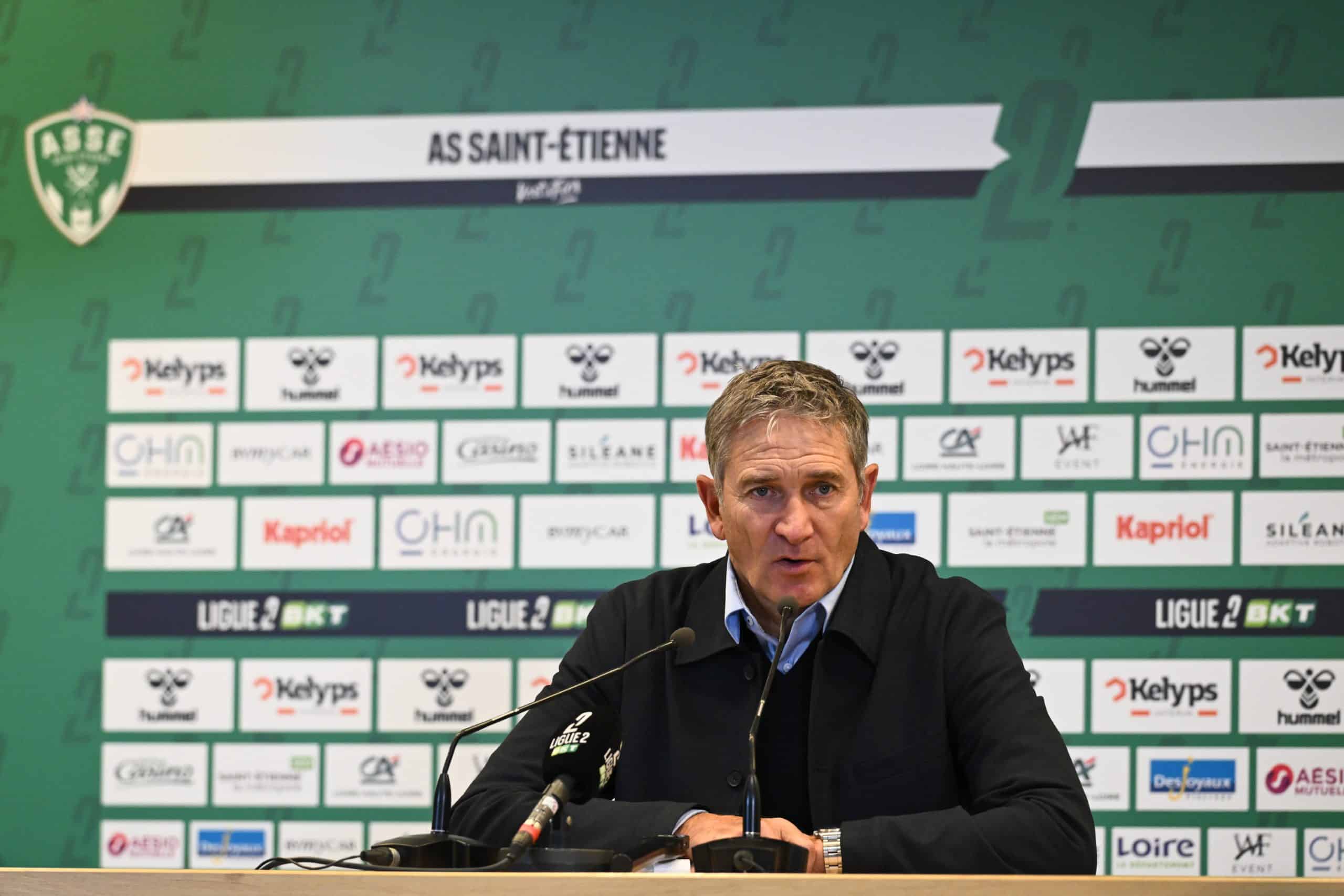 Philippe Montanier en conférence de presse après la victoire de l'ASSE sur Montpellier.
