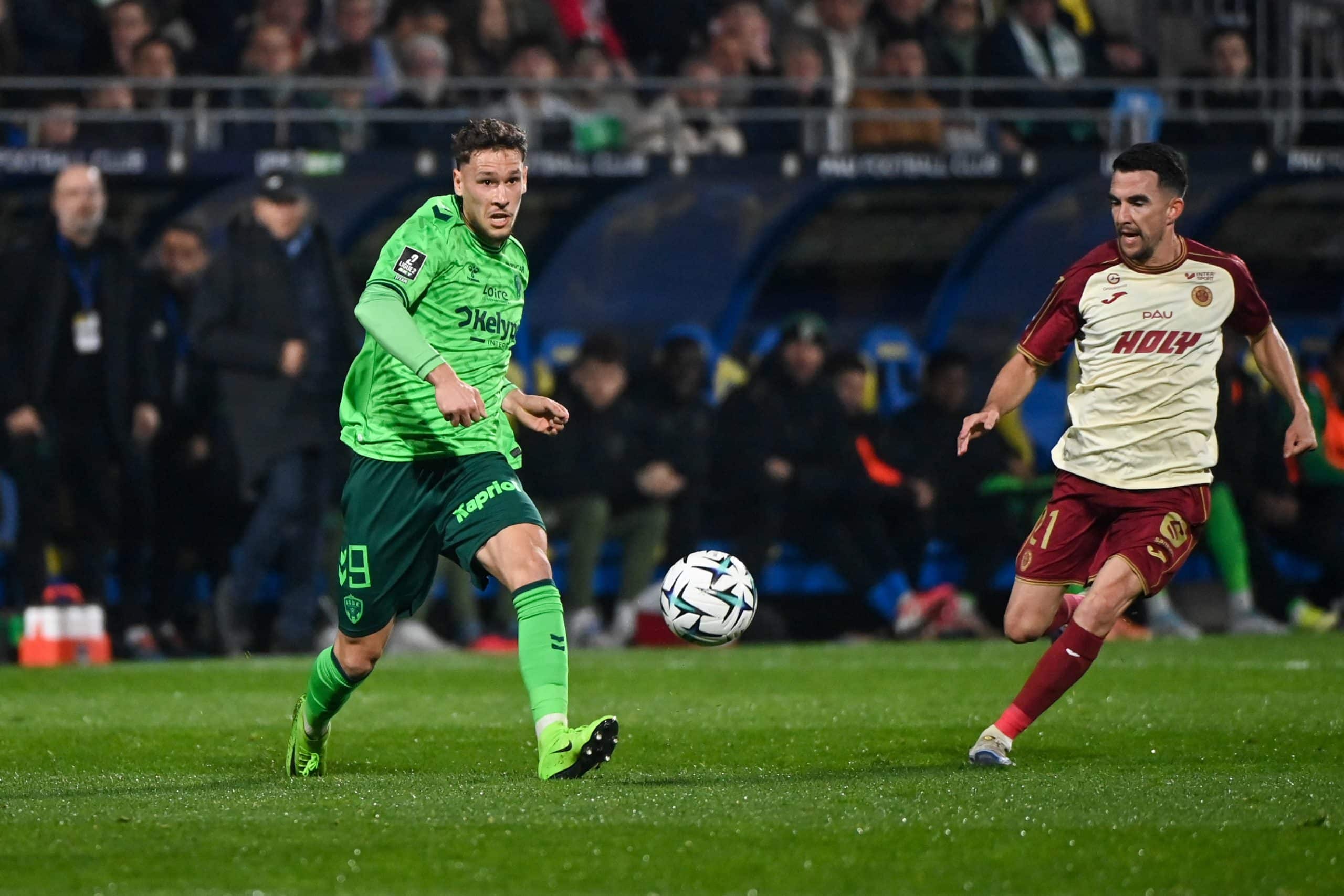 Lucas Stassin en action lors du match de l'ASSE à Pau.