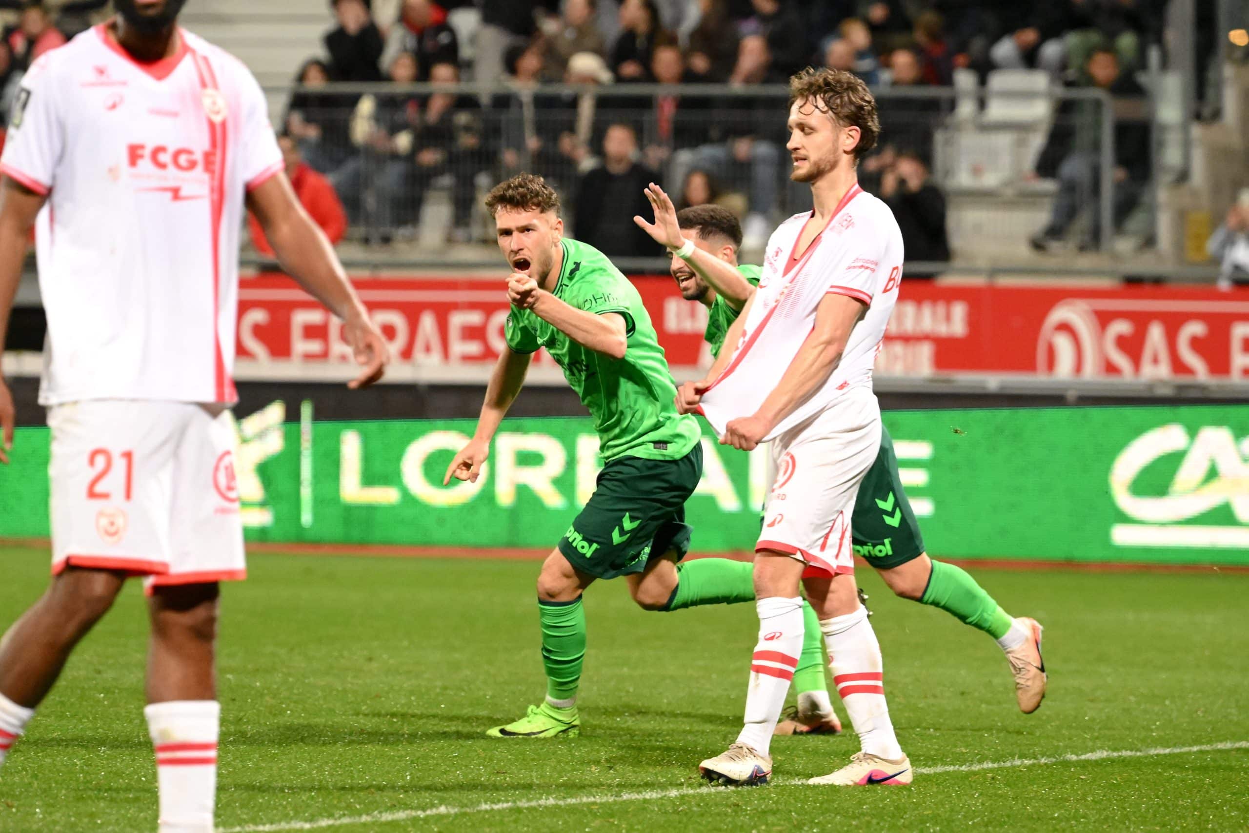 Lucas Stassin célébrant son but égalisateur à Nancy.