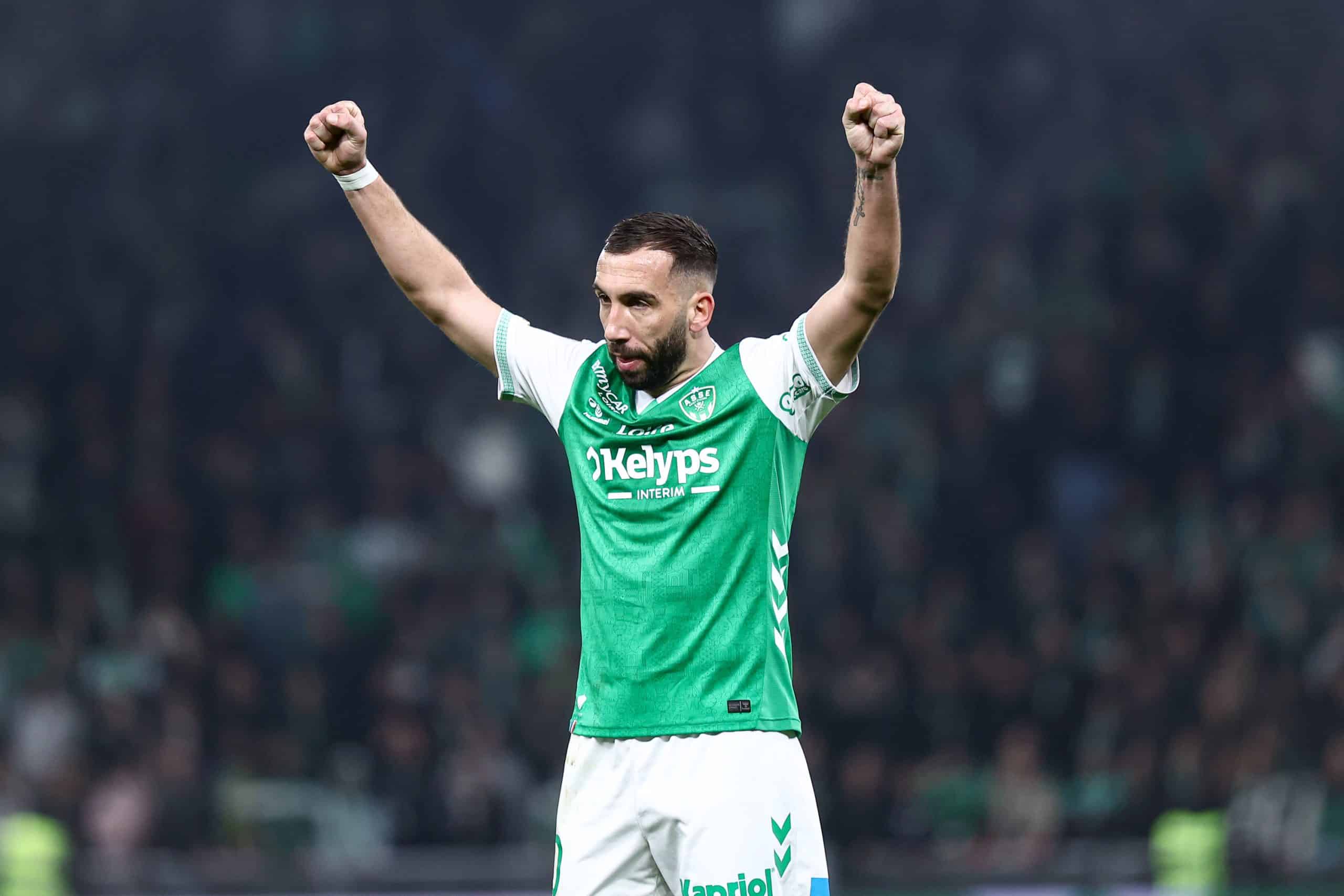 Florian Tardieu célébrant une victoire de l'ASSE.