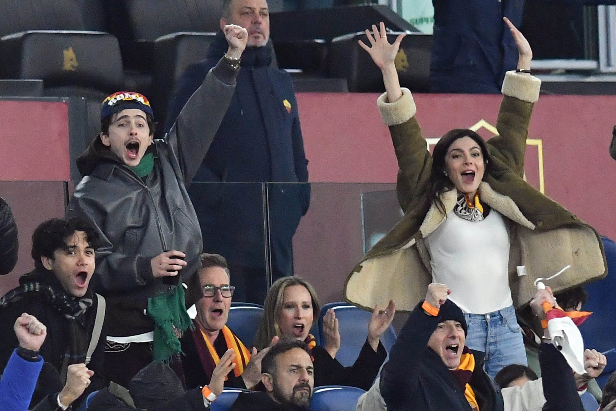 Thimothée Chalamet célébrant un but... de l'AS Roma.
